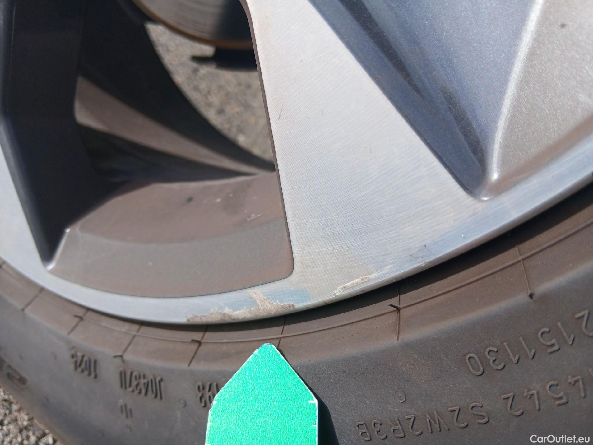  Seat  ATECA SEAT  1.5 TSI 110kW DSG S&S Style Go #63