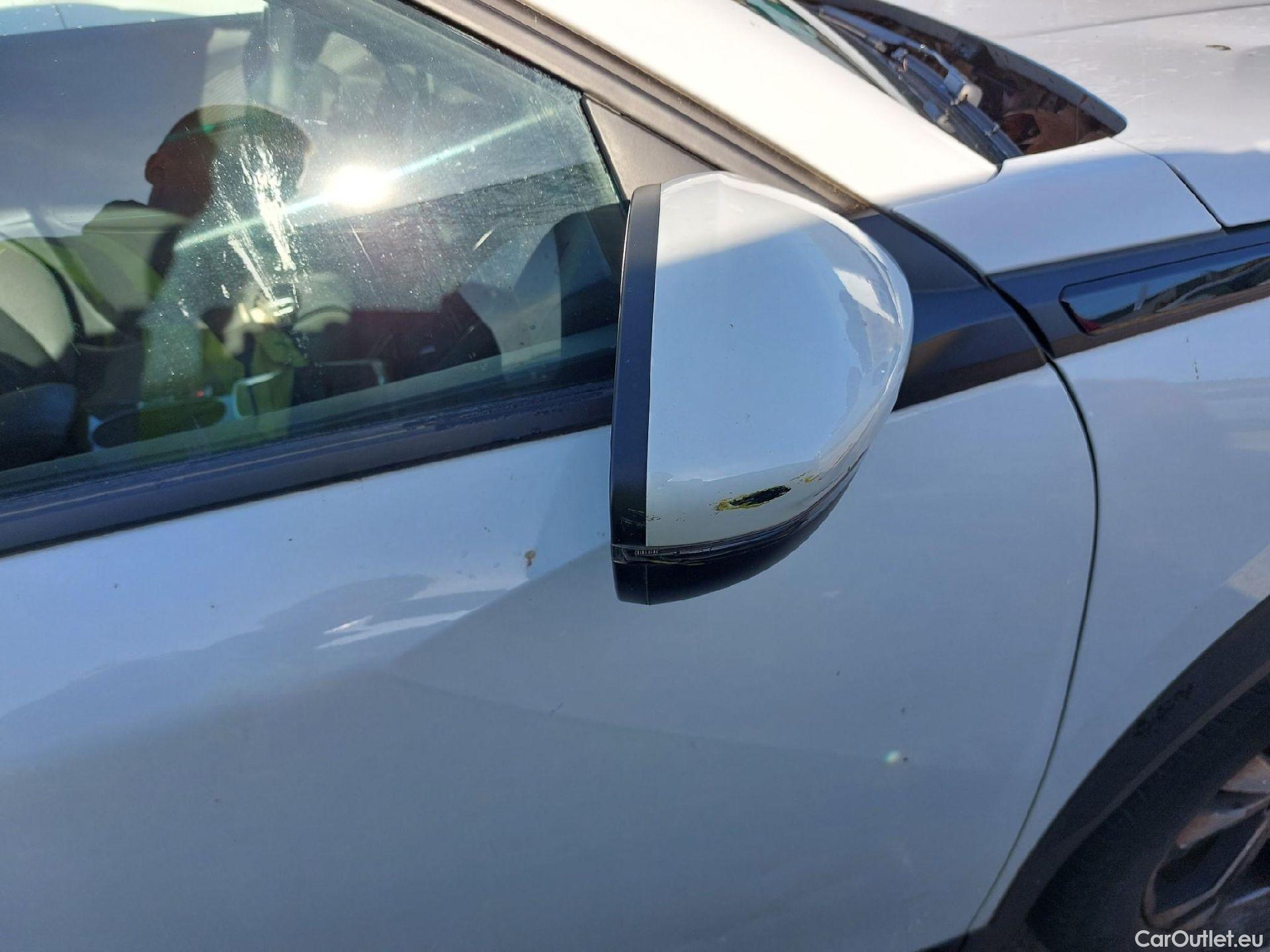  Peugeot  2008  Allure Pack 1.5 HDi 110CV MT6 E6d #34