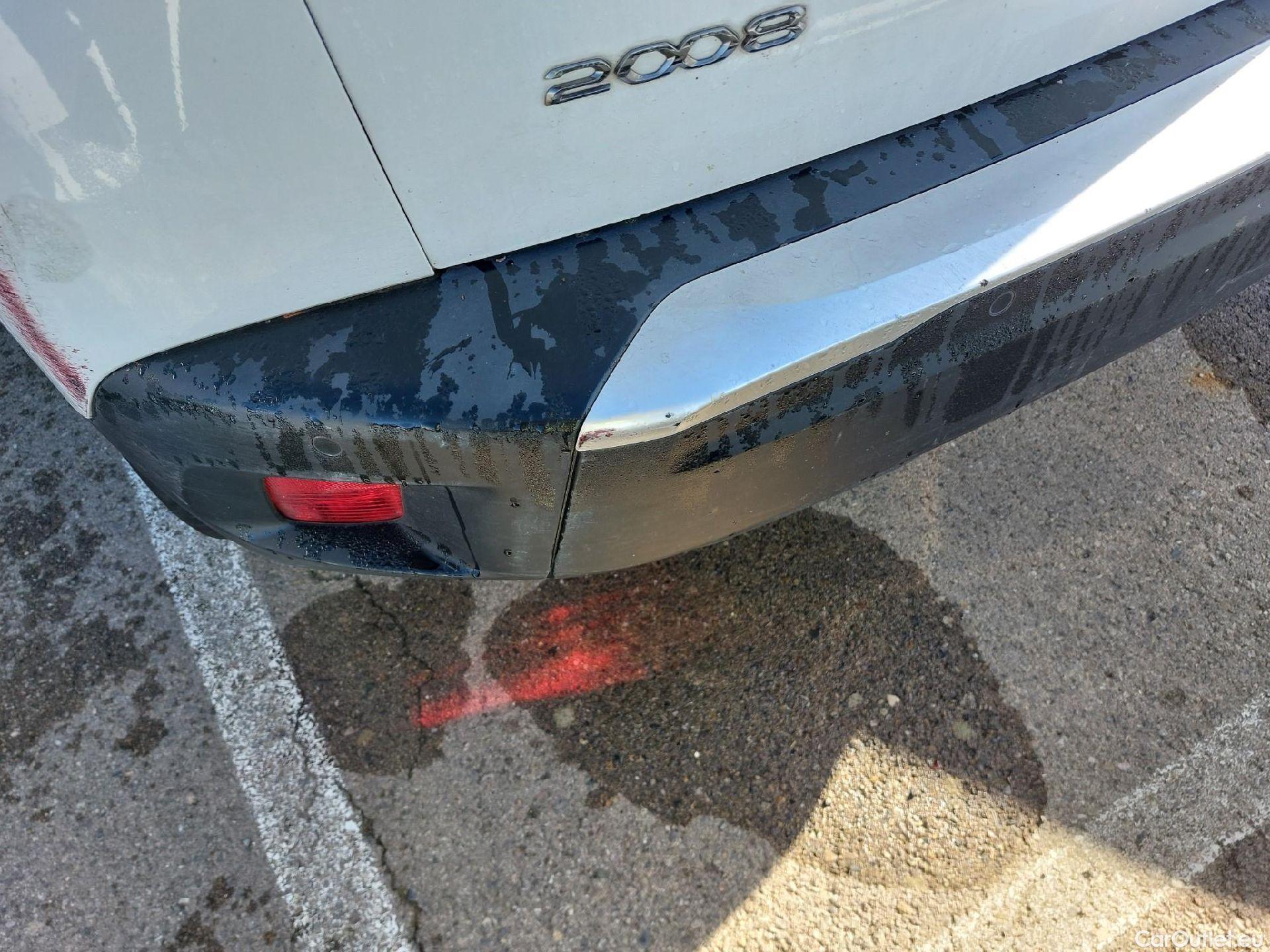  Peugeot  2008  Allure Pack 1.5 HDi 110CV MT6 E6d #24