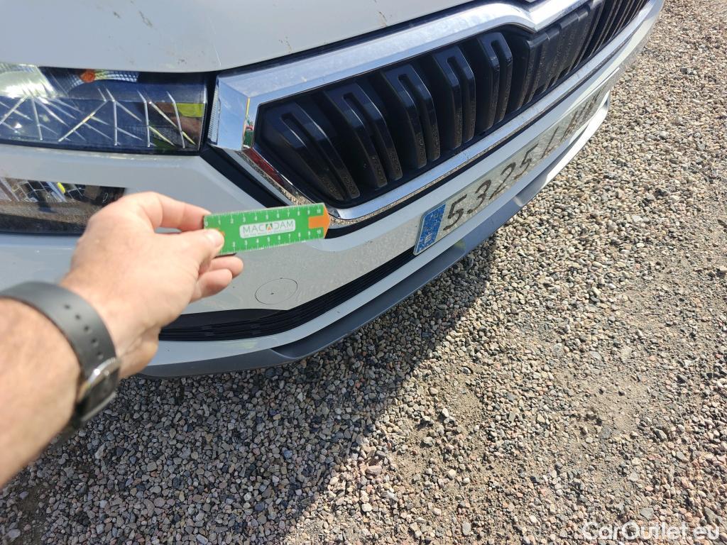  Skoda  KAMIQ SKODA  1.0 TSI 81kW (110CV) DSG Ambition #19