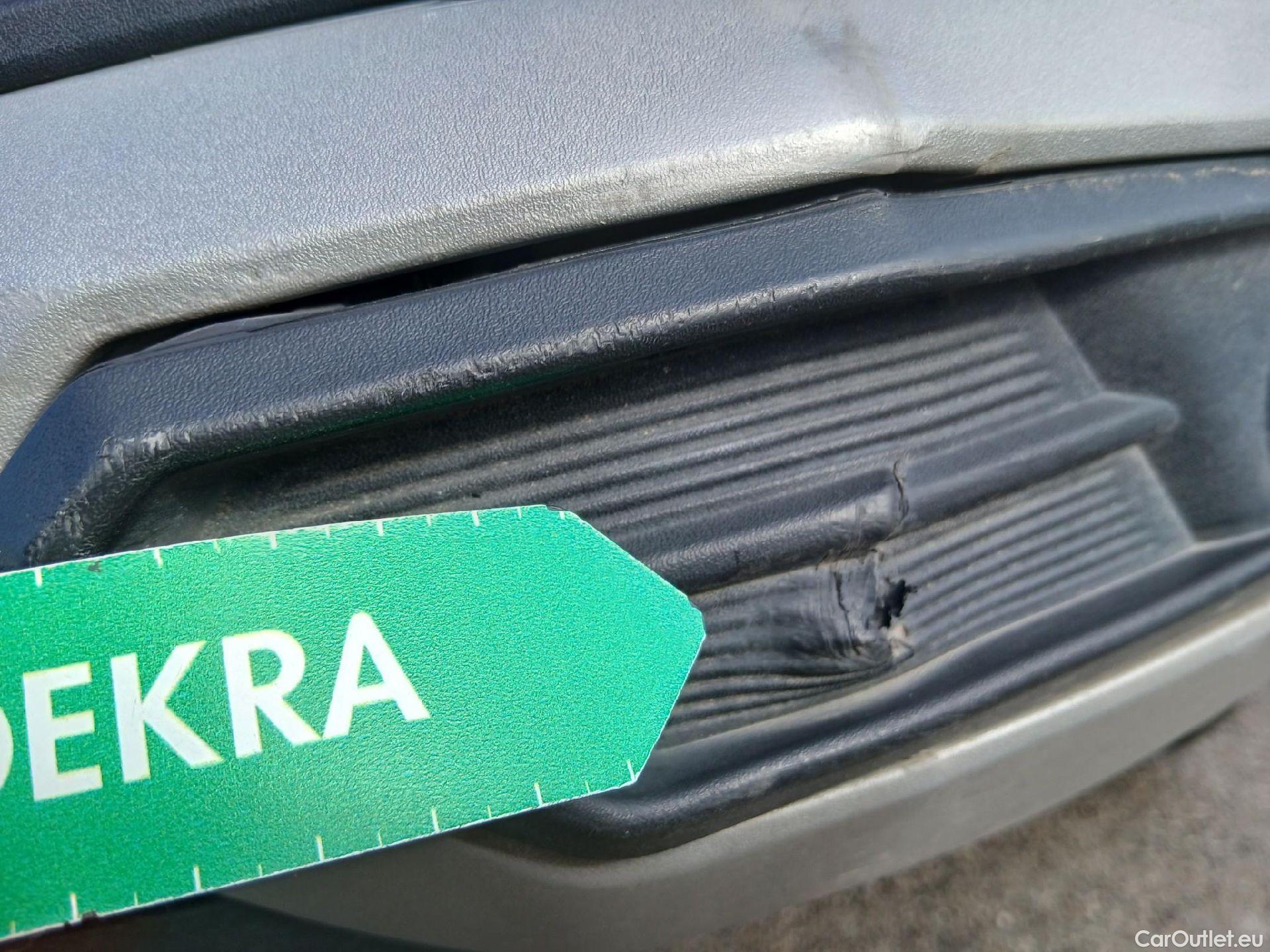  Seat  ATECA SEAT  1.5 TSI 110kW DSG S&S Style Go #42