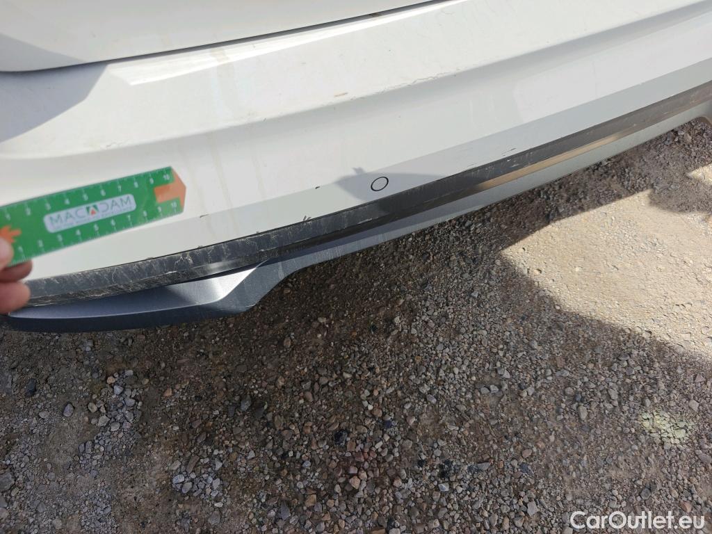  Skoda  KAMIQ SKODA  1.0 TSI 81kW (110CV) DSG Ambition #13