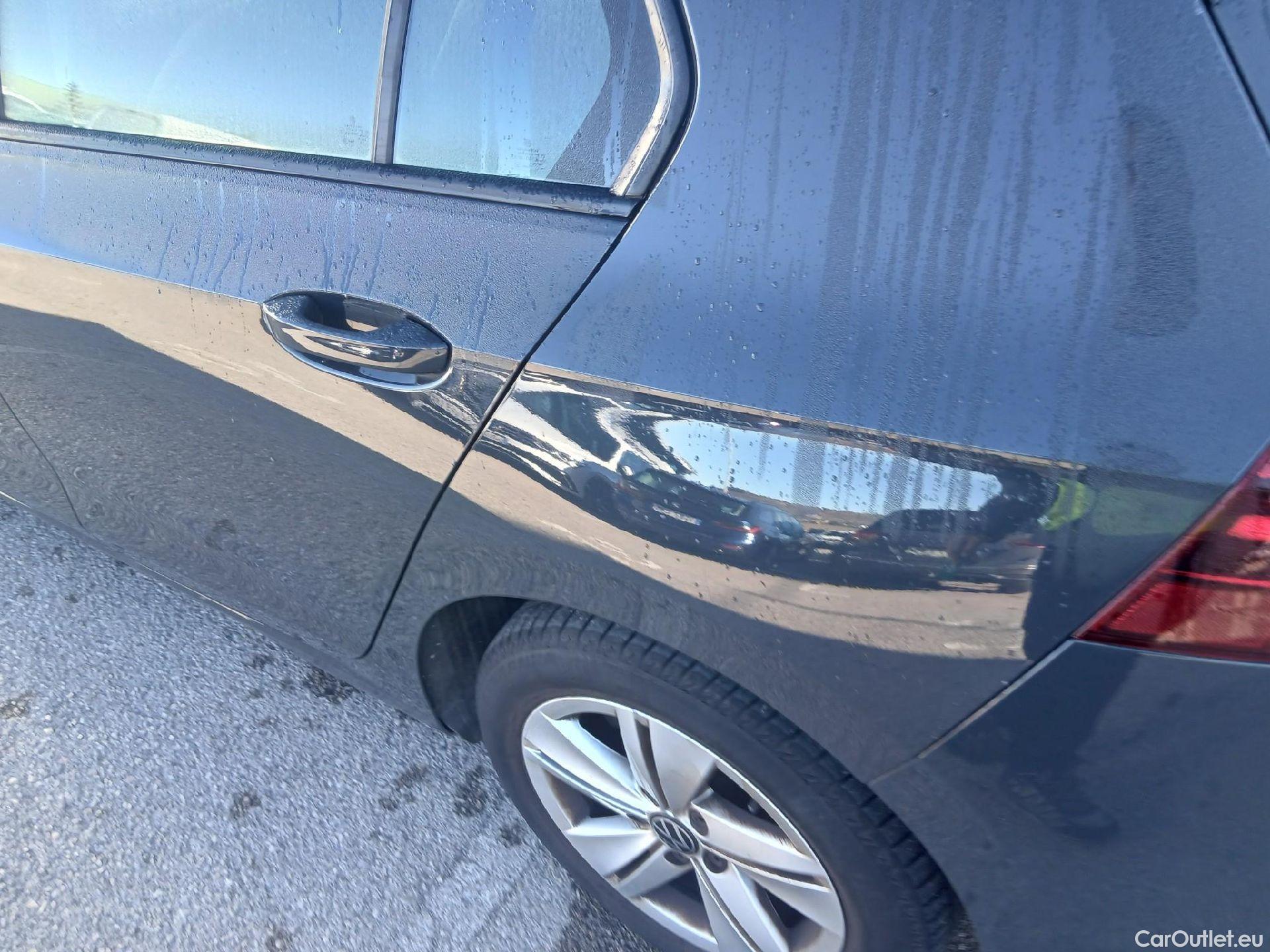  Volkswagen  Golf  VOLKSWAGEN / 2020 / 5P / berlina con portón 2.0 TDI 85kW (115CV) #11