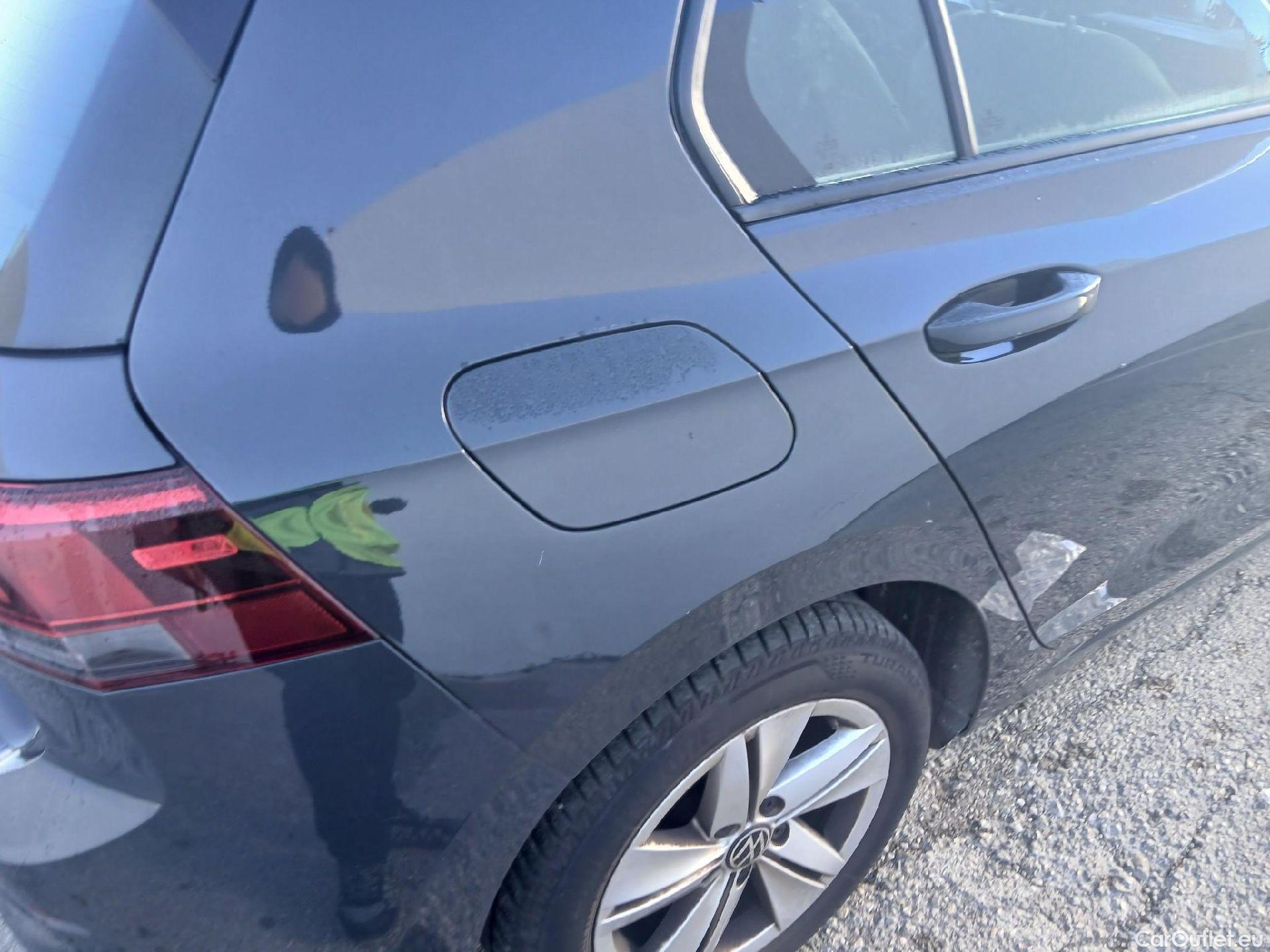  Volkswagen  Golf  VOLKSWAGEN / 2020 / 5P / berlina con portón 2.0 TDI 85kW (115CV) #16