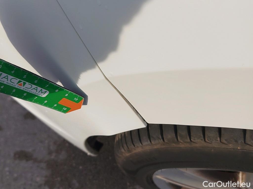  Volkswagen  Golf  VOLKSWAGEN / 2020 / 5P / berlina con portón 1.0 TSI 81kW (110CV) #11