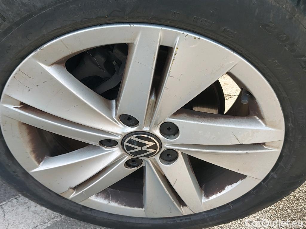  Volkswagen  Golf  VOLKSWAGEN / 2020 / 5P / berlina con portón 1.0 TSI 81kW (110CV) #20