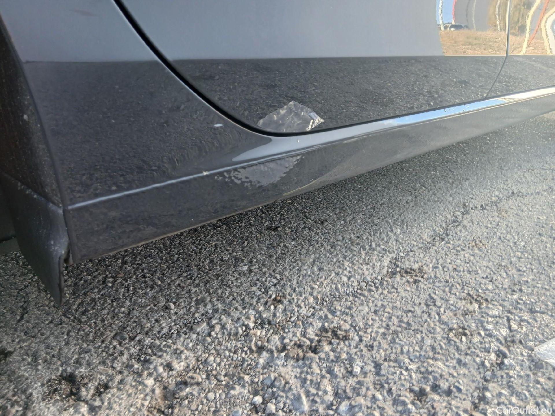  Volkswagen  Golf  VOLKSWAGEN / 2020 / 5P / berlina con portón 2.0 TDI 85kW (115CV) #20