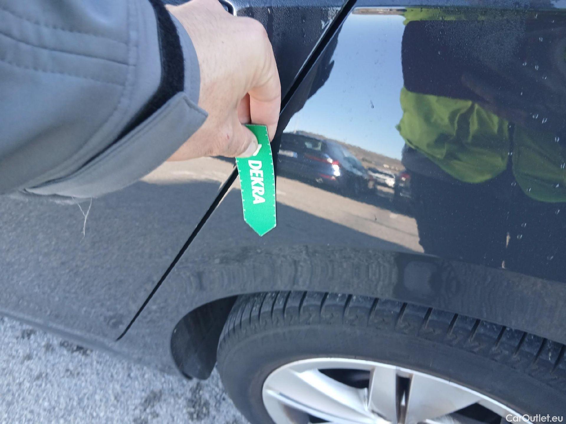  Volkswagen  Golf  VOLKSWAGEN / 2020 / 5P / berlina con portón 2.0 TDI 85kW (115CV) #12