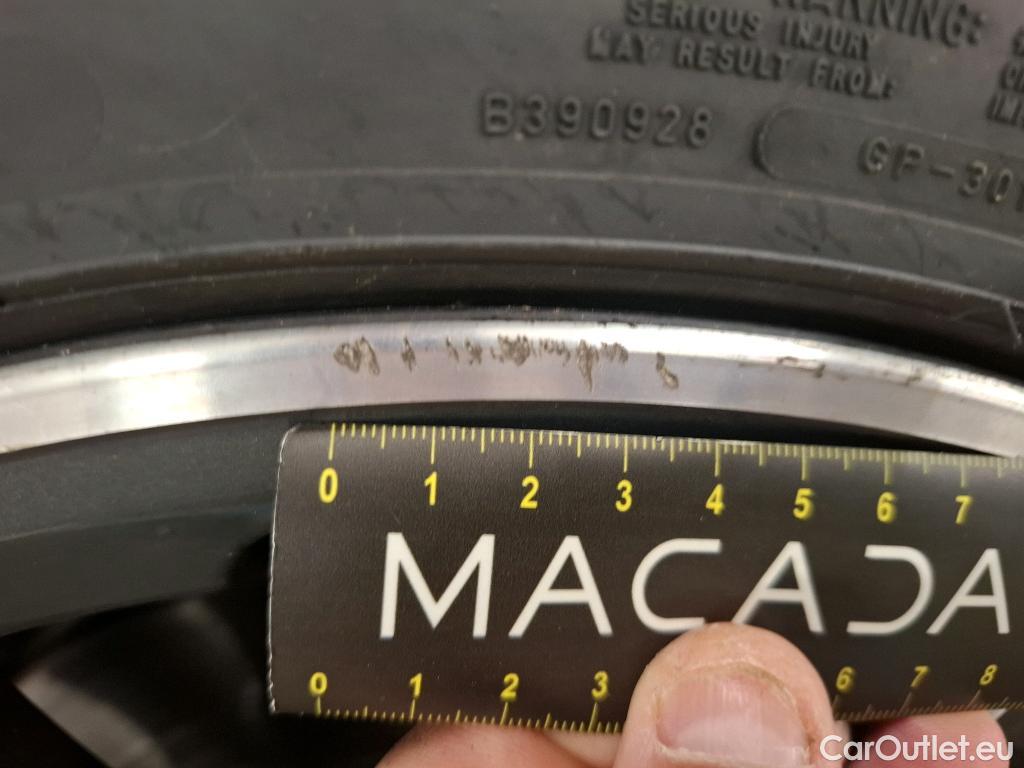  Bmw  Serie 1 BMW Série 1 / 2019 / 5P / Berline 116i Business Design #6