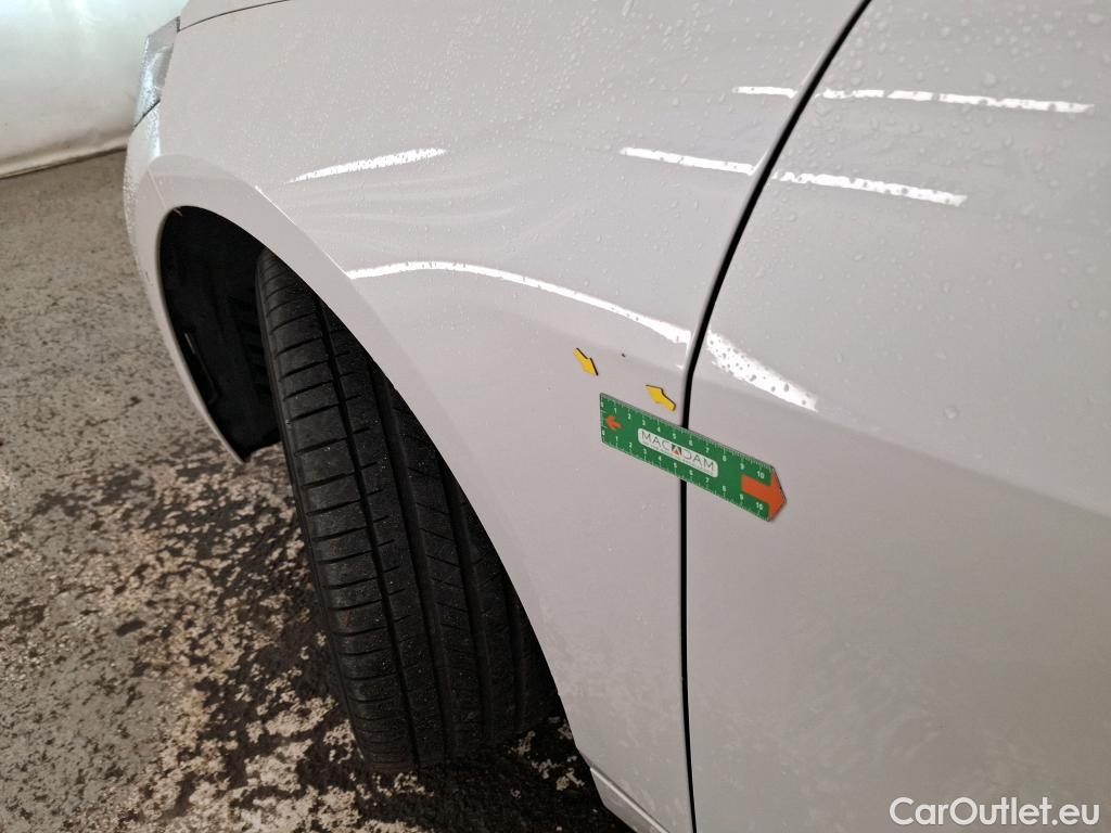  Bmw  Serie 1 BMW Série 1 / 2019 / 5P / Berline 116i DKG7 Business Design #1