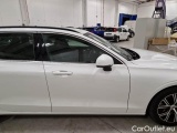  Volvo  V60 VOLVO  / 2019 / 5P / STATION WAGON B4 D AUTOM.CORE #41