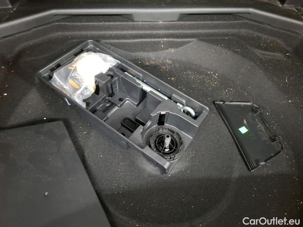  Peugeot  3008  Active Business 1.2 PureTech 130CV BVA8 E6d #19