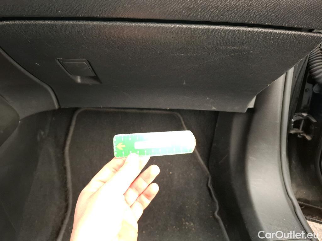  Peugeot  2008  Allure Business 1.2 PureTech 130CV BVM6 E6d #43