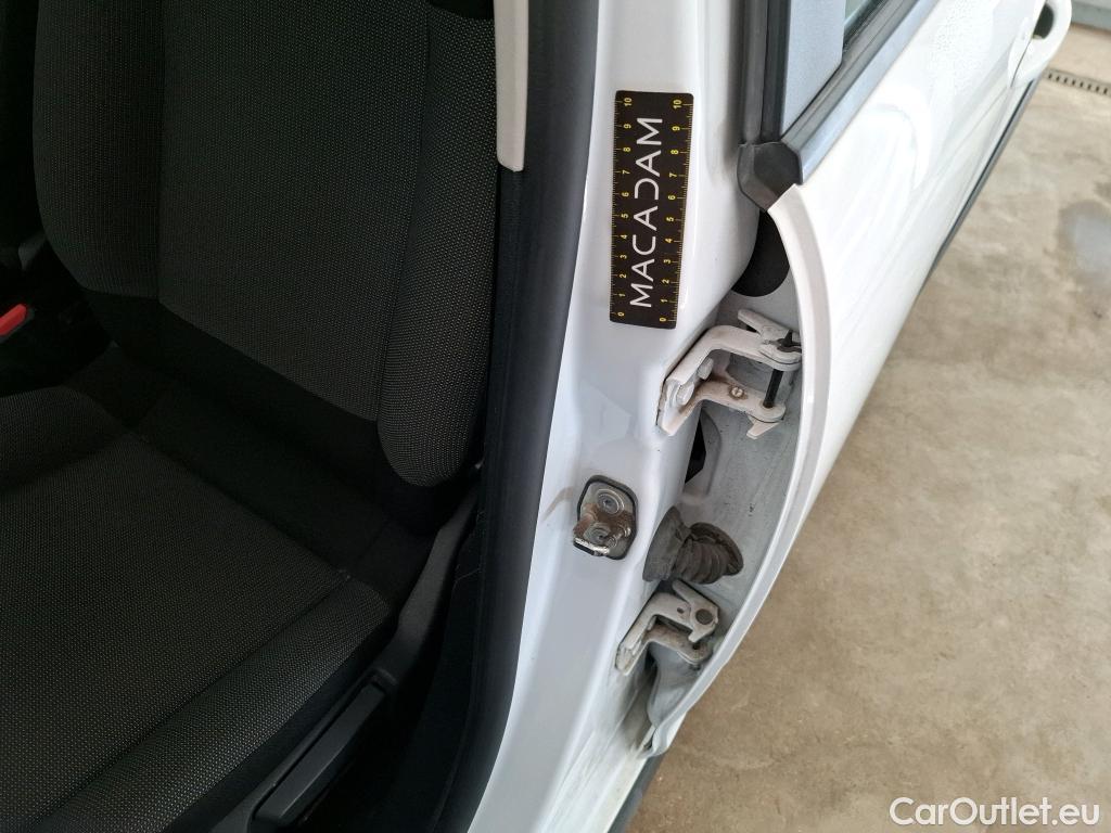  Citroen  C3 CITROEN  Société / 2020 / 5P / Berline PureTech 83 S&S BVM Feel Nav #3