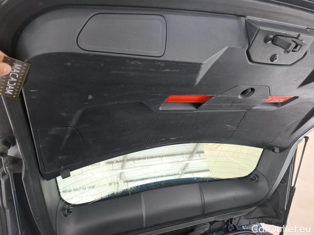  Peugeot  3008  Active Business 1.2 PureTech 130CV BVA8 E6d #23