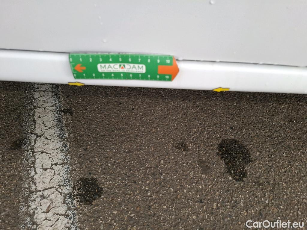  Citroen  Berlingo CITROEN  / 2018 / 4P / Fourgonnette M 650kg BlueHDi 75 S&S BVM Club #2