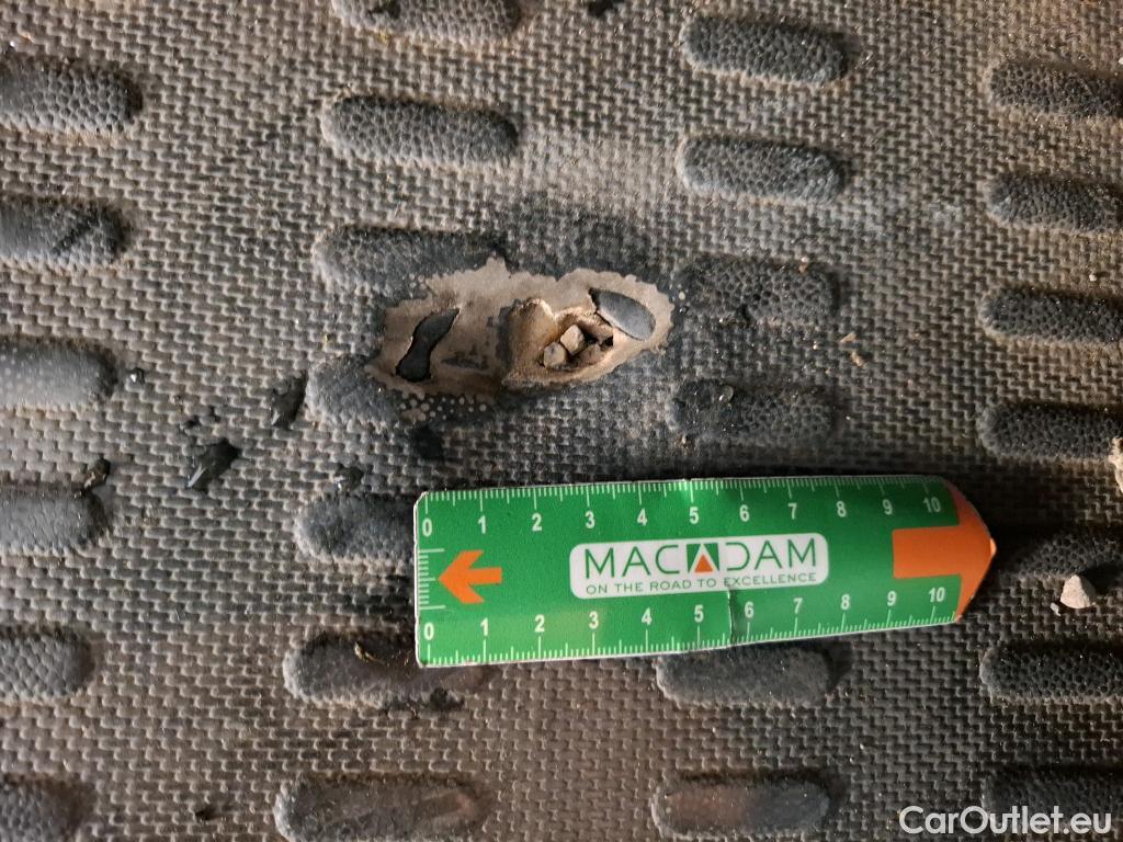  Citroen  Berlingo CITROEN  / 2018 / 4P / Fourgonnette M 650kg BlueHDi 75 S&S BVM Club #9