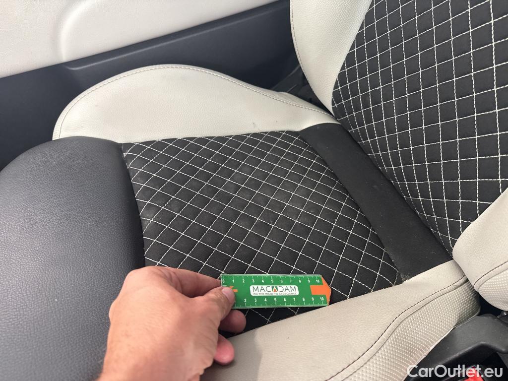  Fiat  500 FIAT  2015 3P Berline 10 70ch BSG Star #38