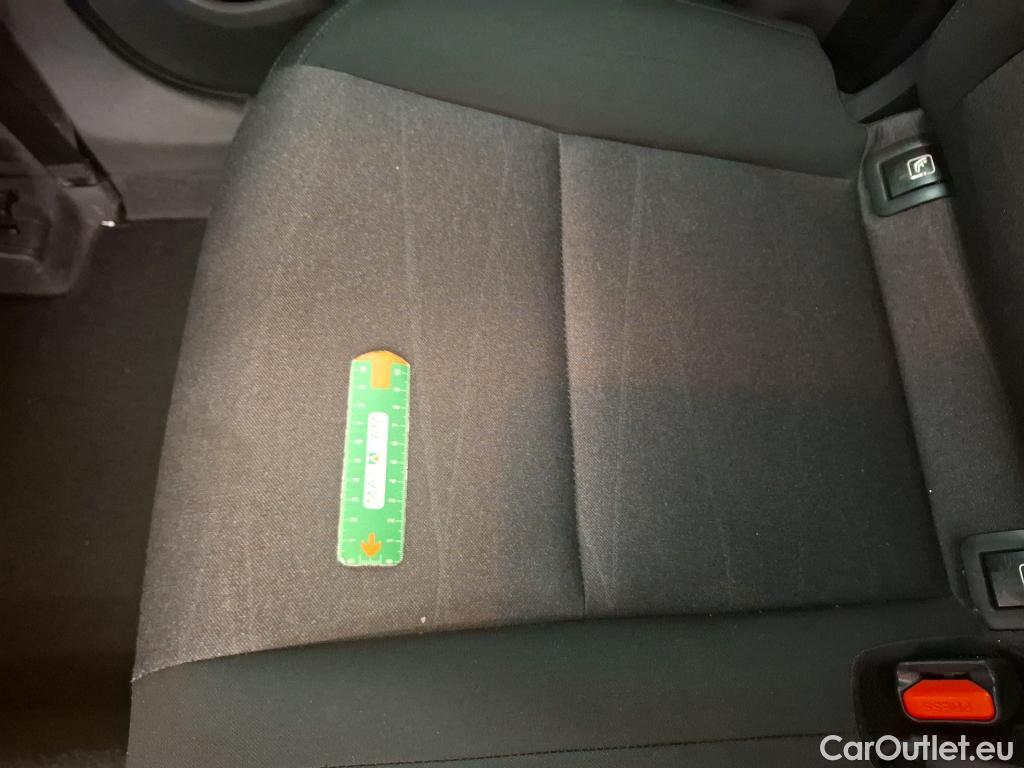  Hyundai  Tucson HYUNDAI  / 2018 / 5P / SUV 1.6 CRDI 136 HYBRID 48V DCT-7 CREATIVE #28