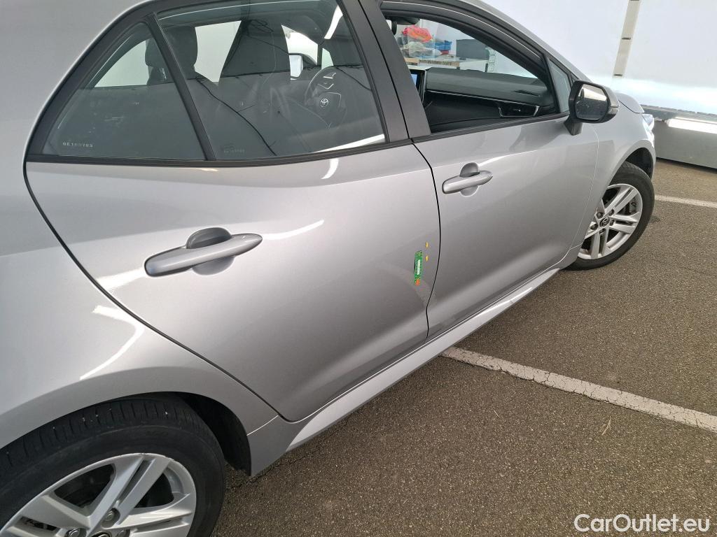  Toyota  Corolla TOYOTA  / 2018 / 5P / Berline Hybride 184h Dynamic Business Beyond Zer #32