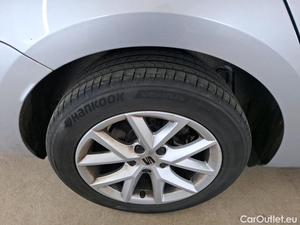  Seat  Leon SEAT  Sportstourer / 2020 / 5P / Break 2.0 TDI 150 DSG S&S Style Business #30