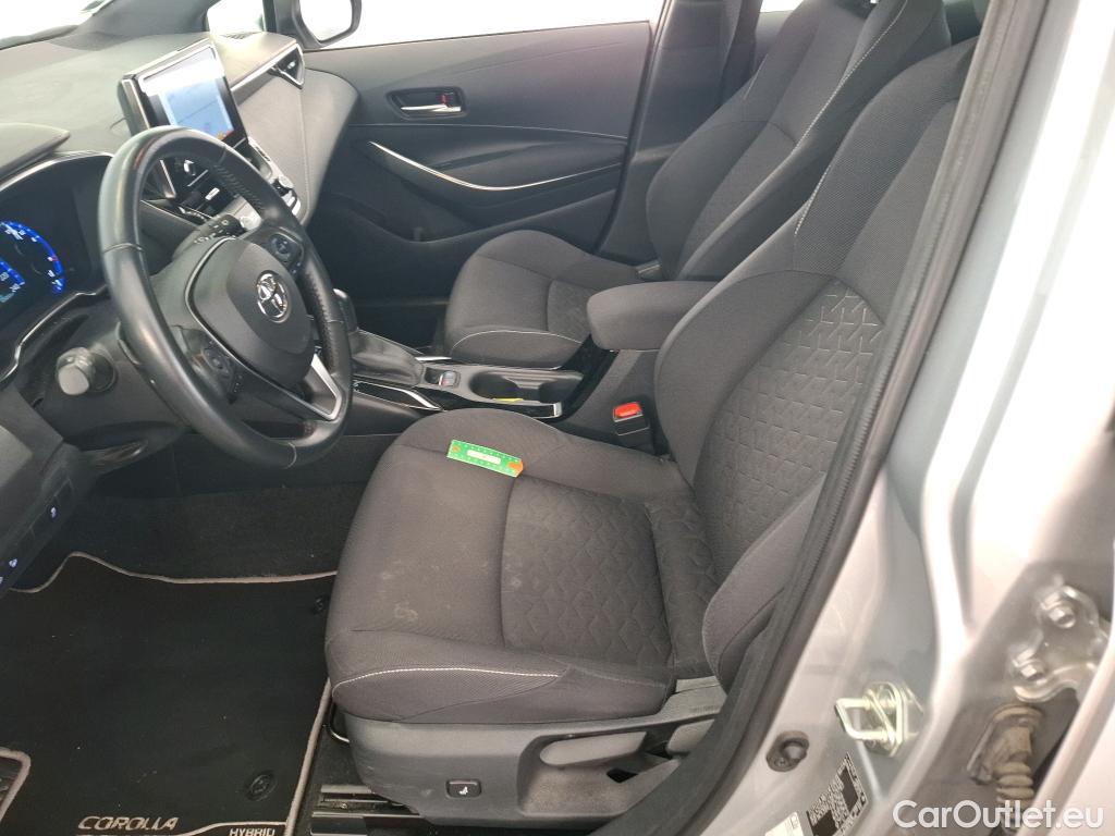  Toyota  Corolla TOYOTA  / 2018 / 5P / Berline Hybride 184h Dynamic Business Beyond Zer #18