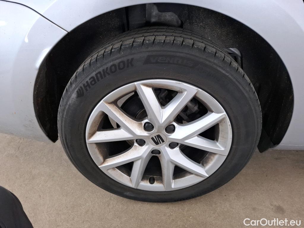  Seat  Leon SEAT  Sportstourer / 2020 / 5P / Break 2.0 TDI 150 DSG S&S Style Business #23