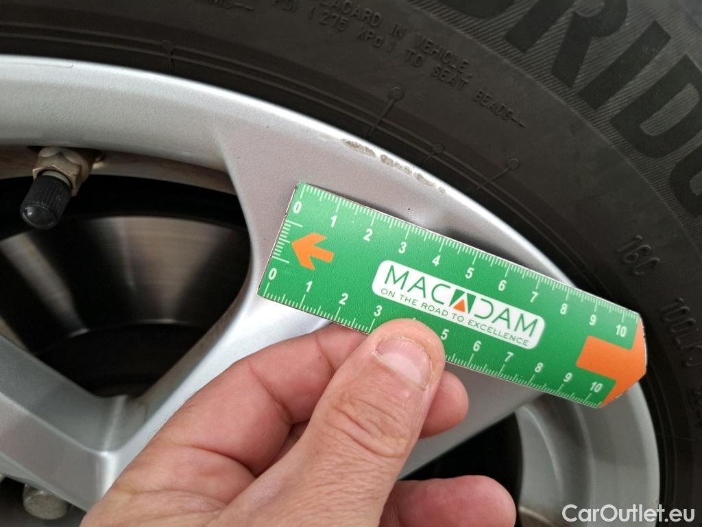  Toyota  Corolla TOYOTA  / 2018 / 5P / Berline Hybride 184h Dynamic Business Beyond Zer #24