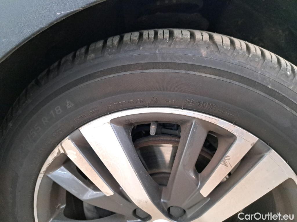  Peugeot  5008  Road Trip 1.5 HDi 130CV BVA8 7 Sieges E6d #17