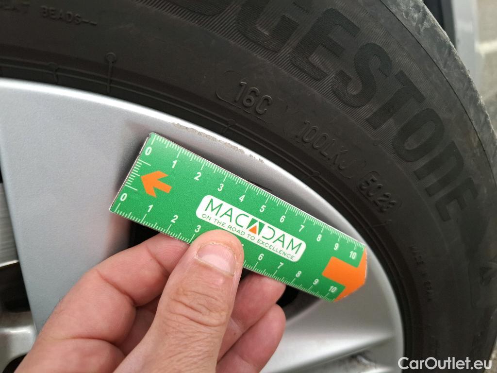  Toyota  Corolla TOYOTA  / 2018 / 5P / Berline Hybride 184h Dynamic Business Beyond Zer #27