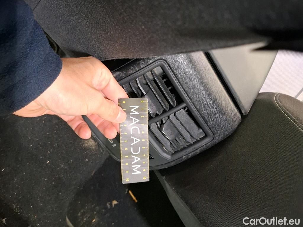  Seat  Leon SEAT  Sportstourer / 2020 / 5P / Break 2.0 TDI 150 DSG S&S Style Business #72