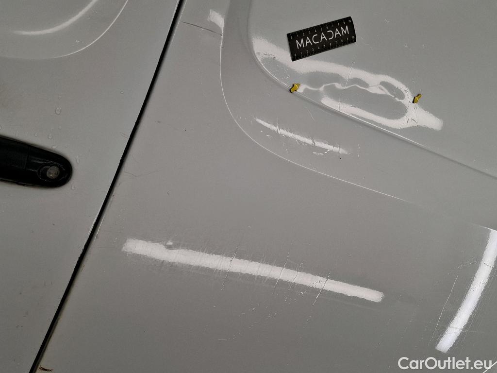  Renault  Kangoo RENAULT  Express VU 3p Fourgonnette L1 - GENERIQUE 1.6 16V 105 #1