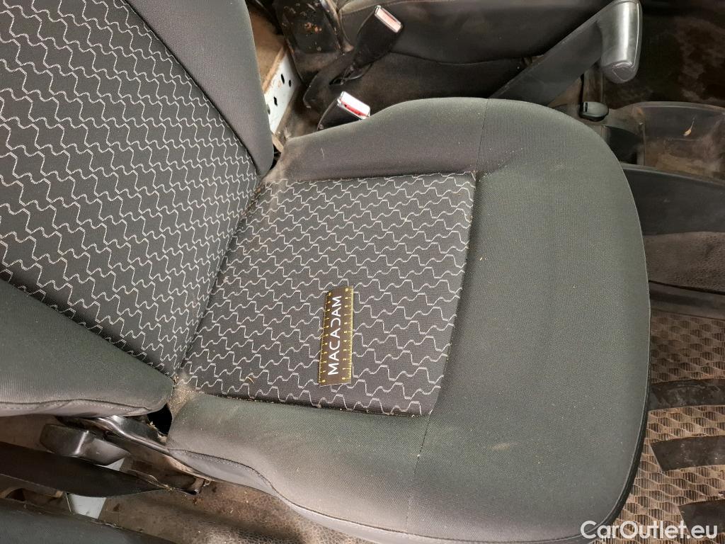  Renault  Kangoo RENAULT  Express VU 3p Fourgonnette L1 - GENERIQUE 1.6 16V 105 #43