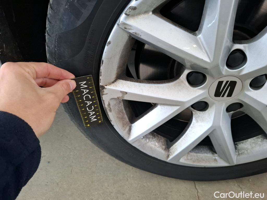  Seat  Leon SEAT  Sportstourer / 2020 / 5P / Break 2.0 TDI 150 DSG S&S Style Business #42