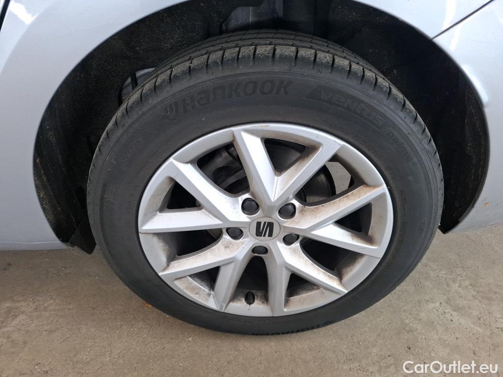  Seat  Leon SEAT  Sportstourer / 2020 / 5P / Break 2.0 TDI 150 DSG S&S Style Business #84