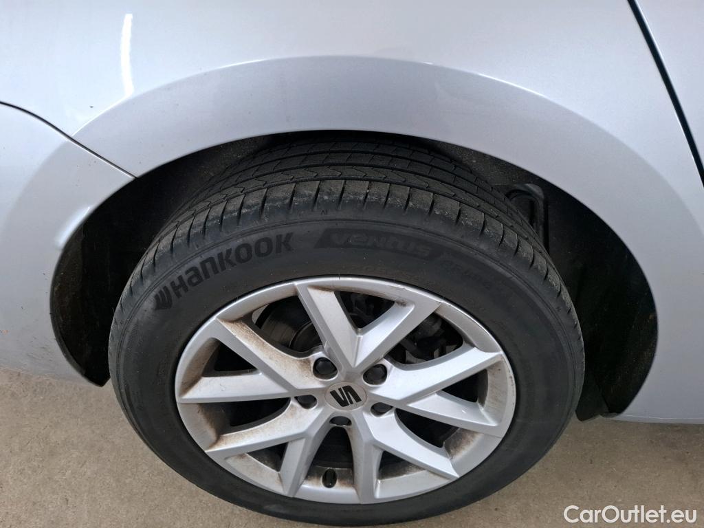  Seat  Leon SEAT  Sportstourer / 2020 / 5P / Break 2.0 TDI 150 DSG S&S Style Business #22