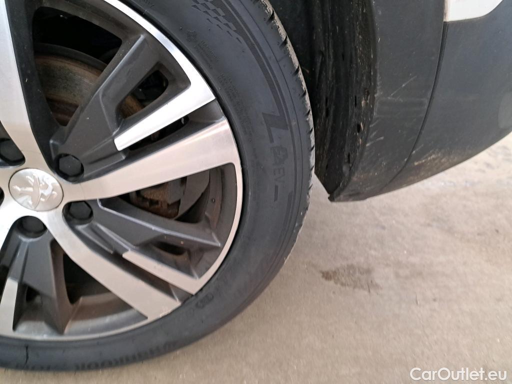  Peugeot  5008  Road Trip 1.5 HDi 130CV BVA8 7 Sieges E6d #11