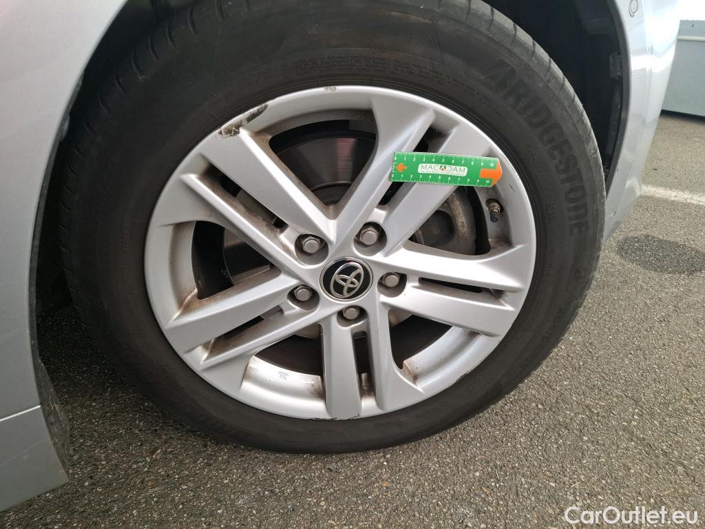  Toyota  Corolla TOYOTA  / 2018 / 5P / Berline Hybride 184h Dynamic Business Beyond Zer #25