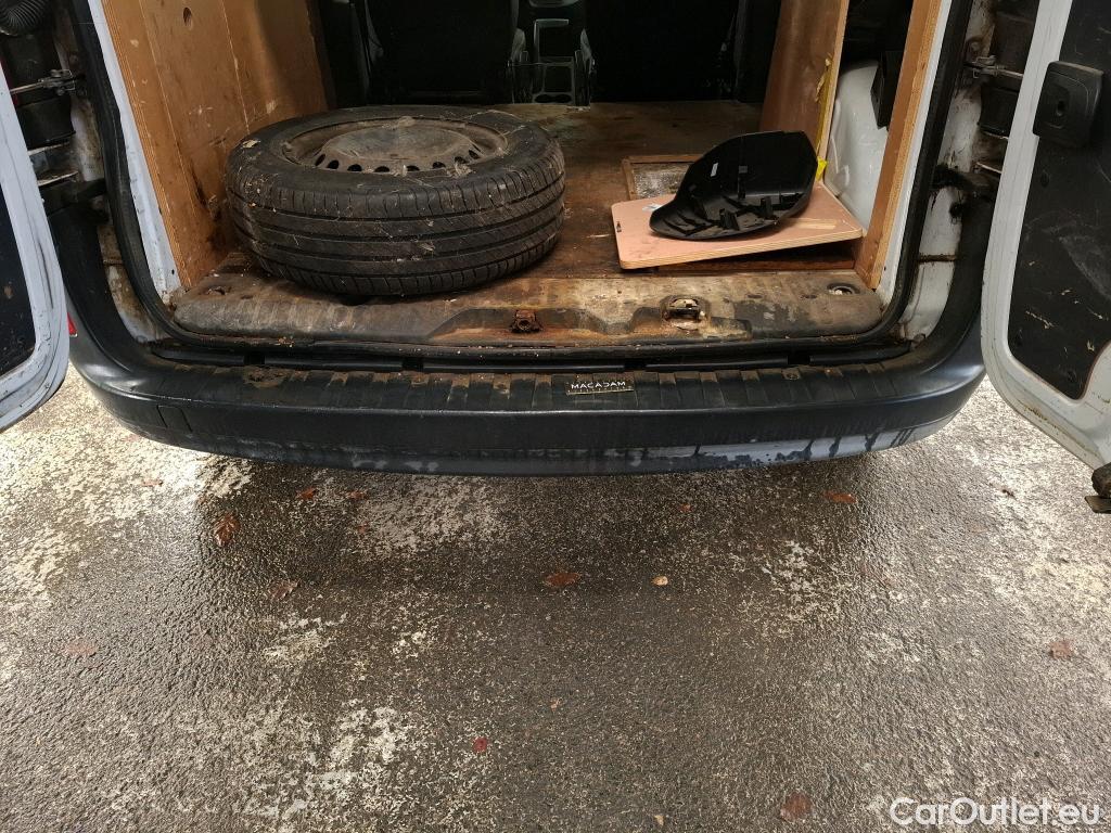  Renault  Kangoo RENAULT  Express VU 3p Fourgonnette L1 - GENERIQUE 1.6 16V 105 #22