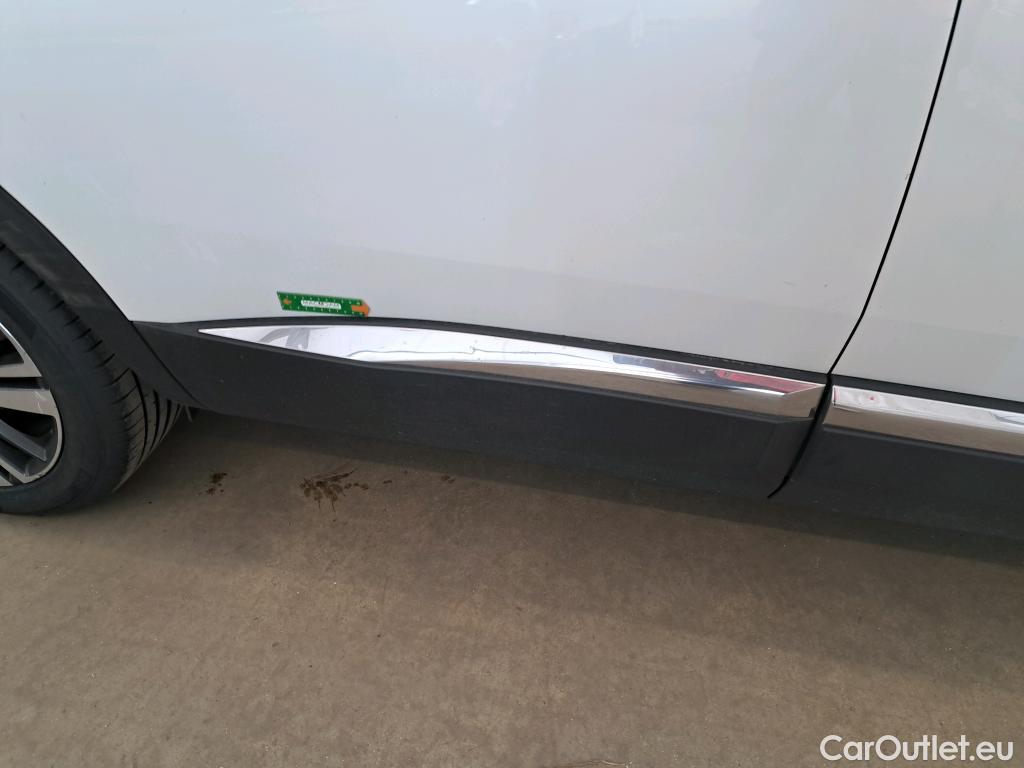  Peugeot  5008  Road Trip 1.5 HDi 130CV BVA8 7 Sieges E6d #4