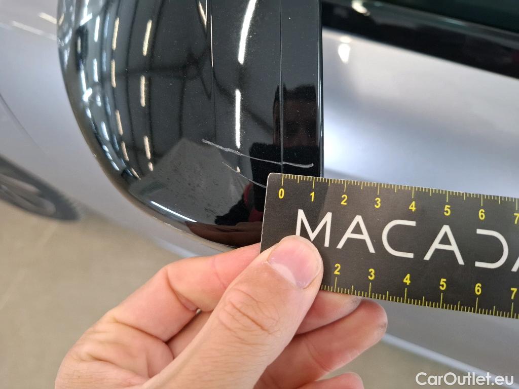  Peugeot  508 PEUGEOT  / 2018 / 5P / Berline HYBRID 225 E-EAT8 GT #61