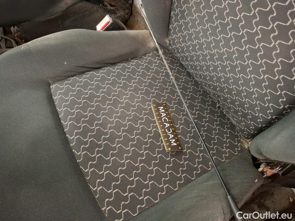  Renault  Kangoo RENAULT  Express VU 3p Fourgonnette L1 - GENERIQUE 1.6 16V 105 #45