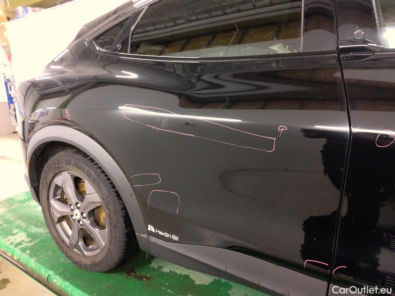  Ford  Mustang Mach-e 99 kWh Long Range RWD #31