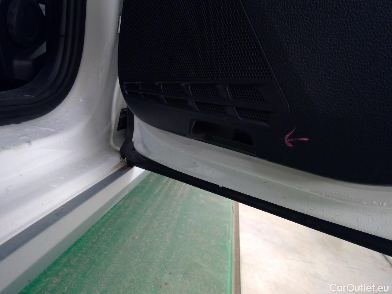  Volkswagen  Golf  Allt. TDI Ltd.Ed. 4M Aut. #29