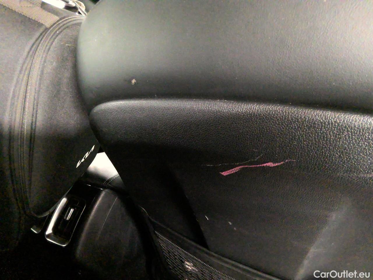  KIA  Sorento  PHEV265 Ad + P AWD Aut #29