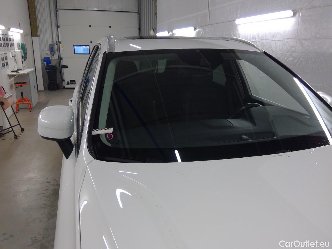  Volvo  XC60  T6 340 Ins. Expr. 4WD Aut #28