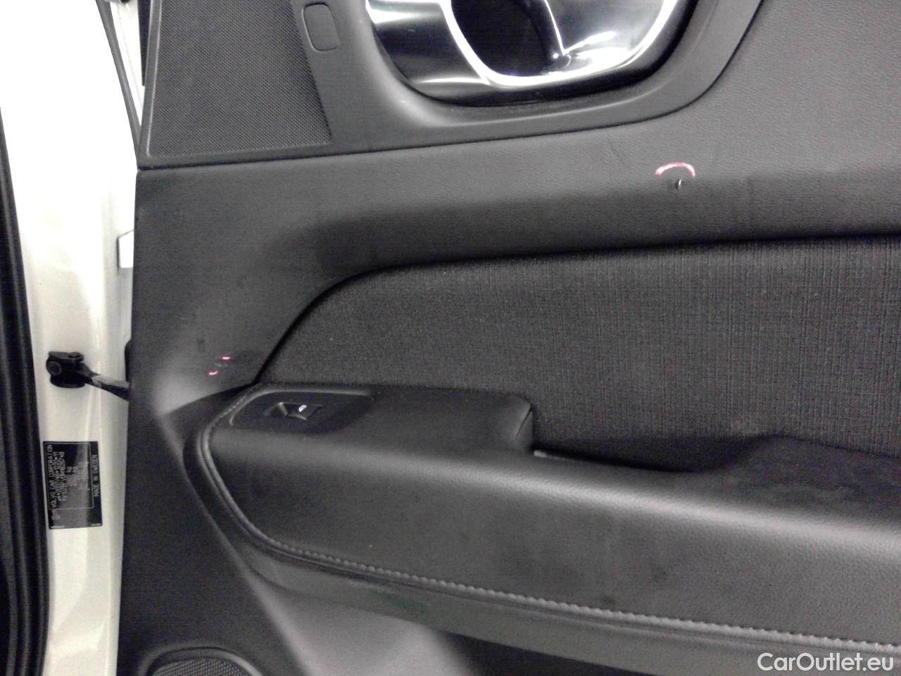  Volvo  XC60  T6 340 Ins. Expr. 4WD Aut #23