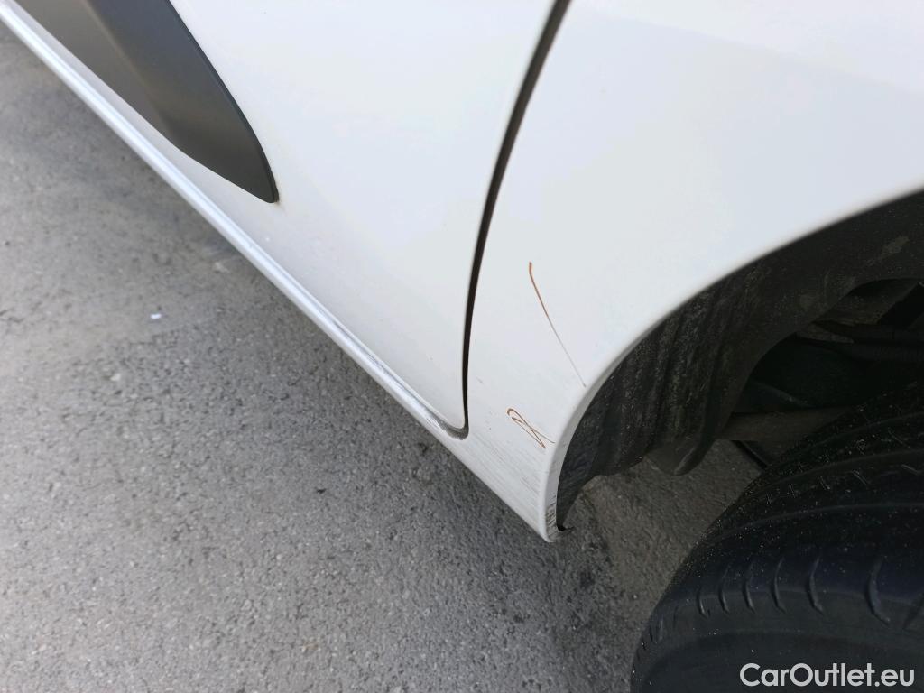  Citroen  Berlingo CITROEN  / 2018 / 4P / furgón derivado de turismo Talla M BlueHDi 100 #4