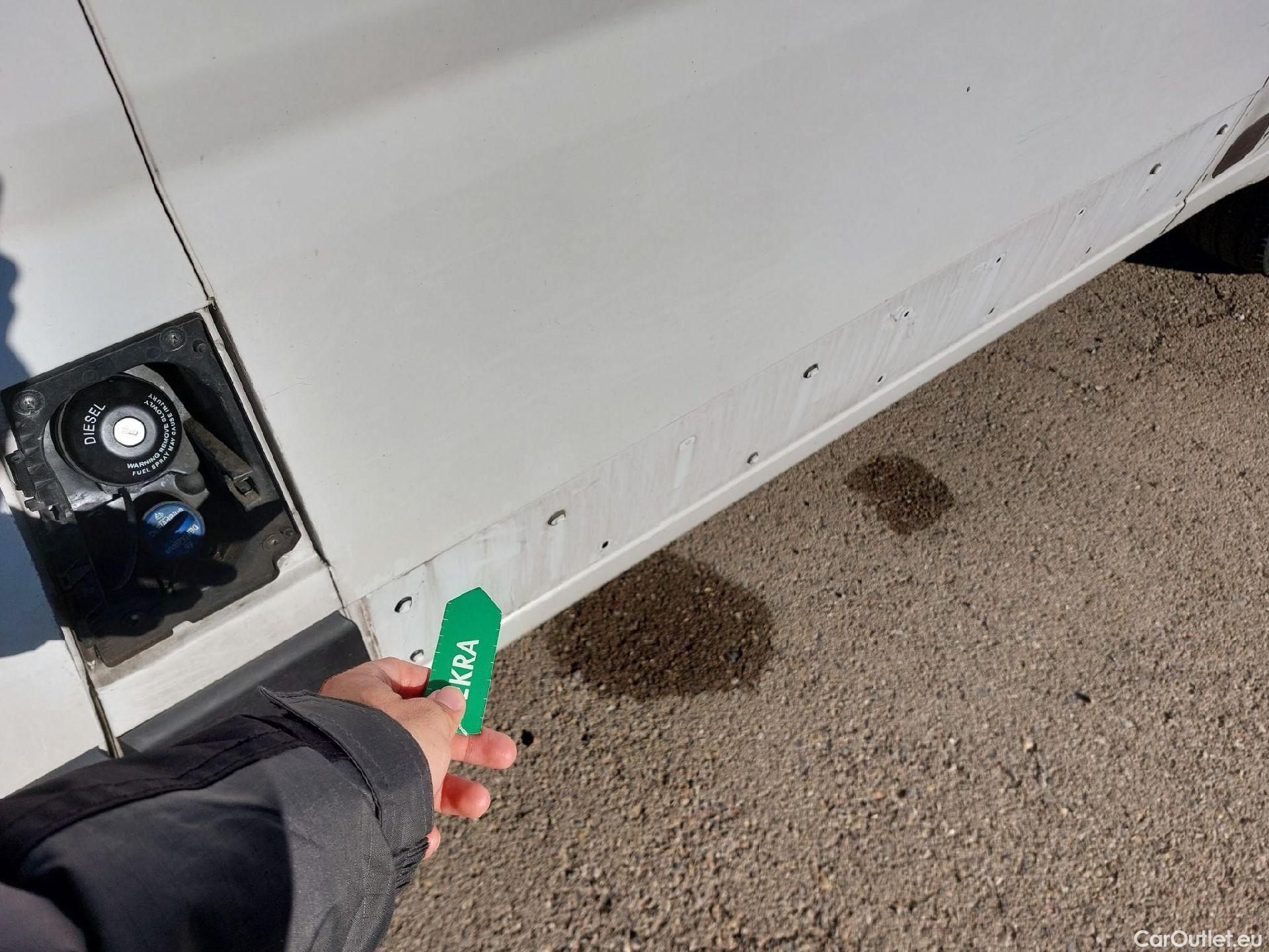  Opel  Movano OPEL  / 2021 / 4P / Furgón Base L2H2 3.5T 2.2 BHDi 88kW #16