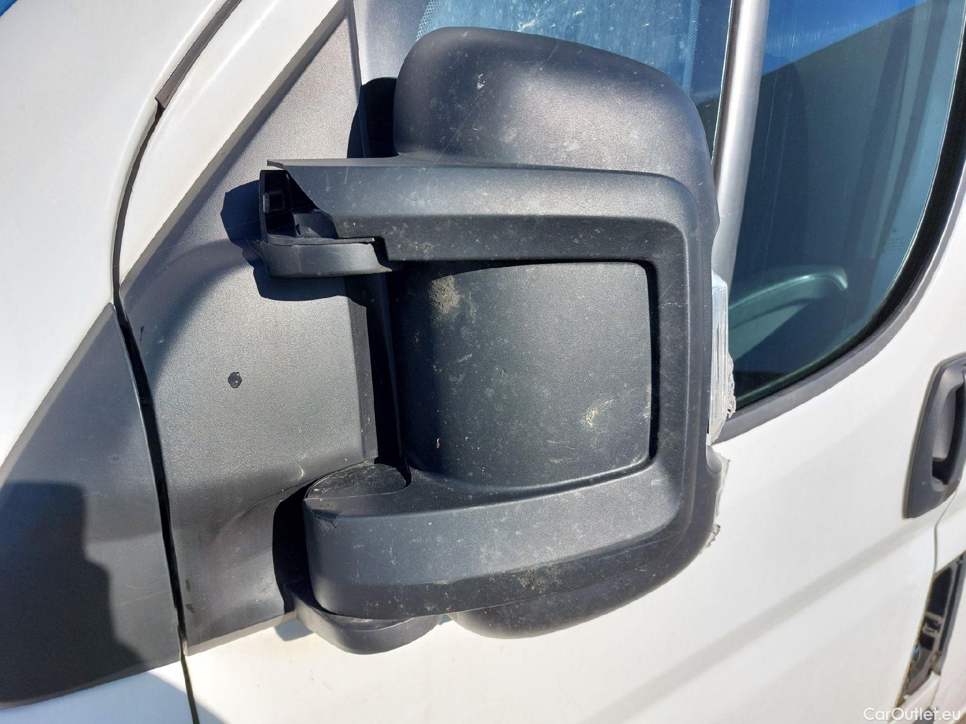  Opel  Movano OPEL  / 2021 / 4P / Furgón Base L2H2 3.5T 2.2 BHDi 88kW #12